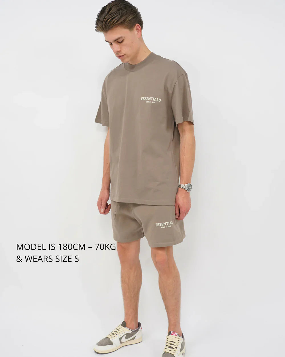 Essentials Summer Set 1977 Iron